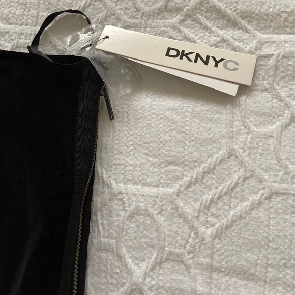 NWT DKNYC Velvet Skirt - Picture 3 of 4